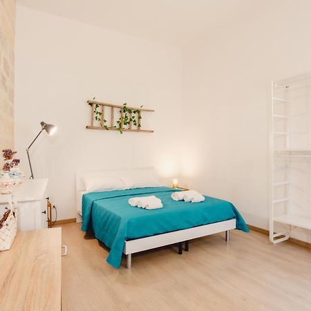 Convivo Apartment Palazzo Galateo Лече Екстериор снимка