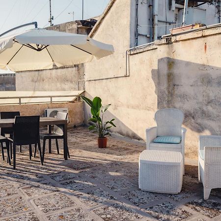 Convivo Apartment Palazzo Galateo Лече Екстериор снимка