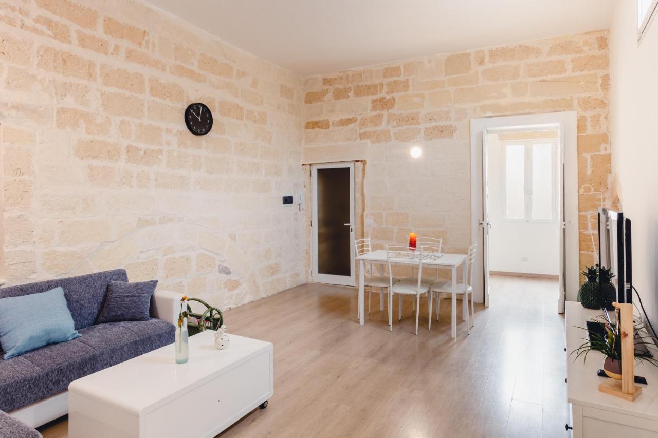 Convivo Apartment Palazzo Galateo Лече Екстериор снимка
