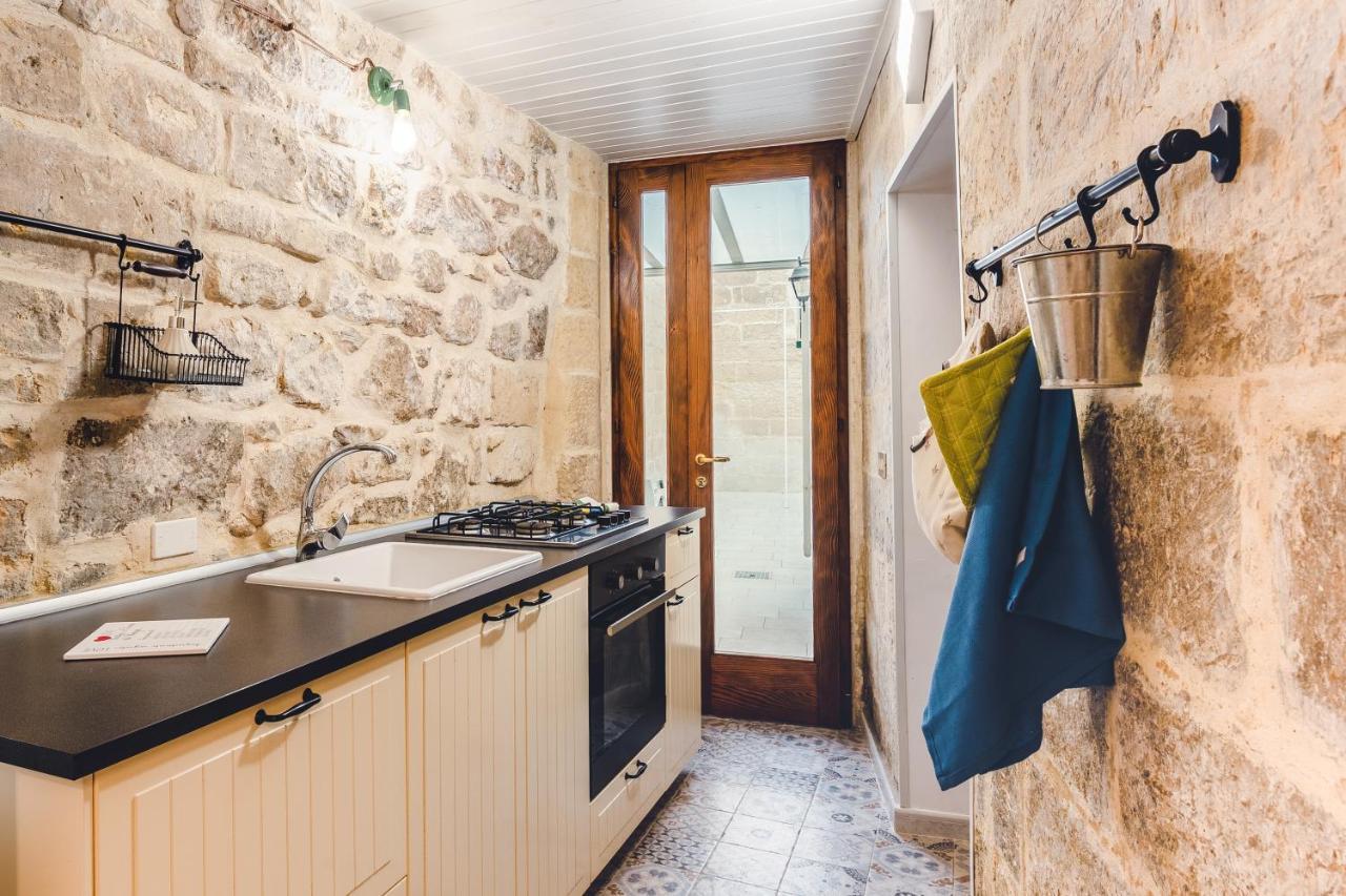 Convivo Apartment Palazzo Galateo Лече Екстериор снимка