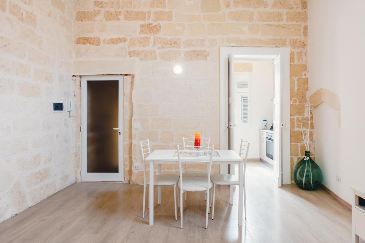 Convivo Apartment Palazzo Galateo Лече Екстериор снимка