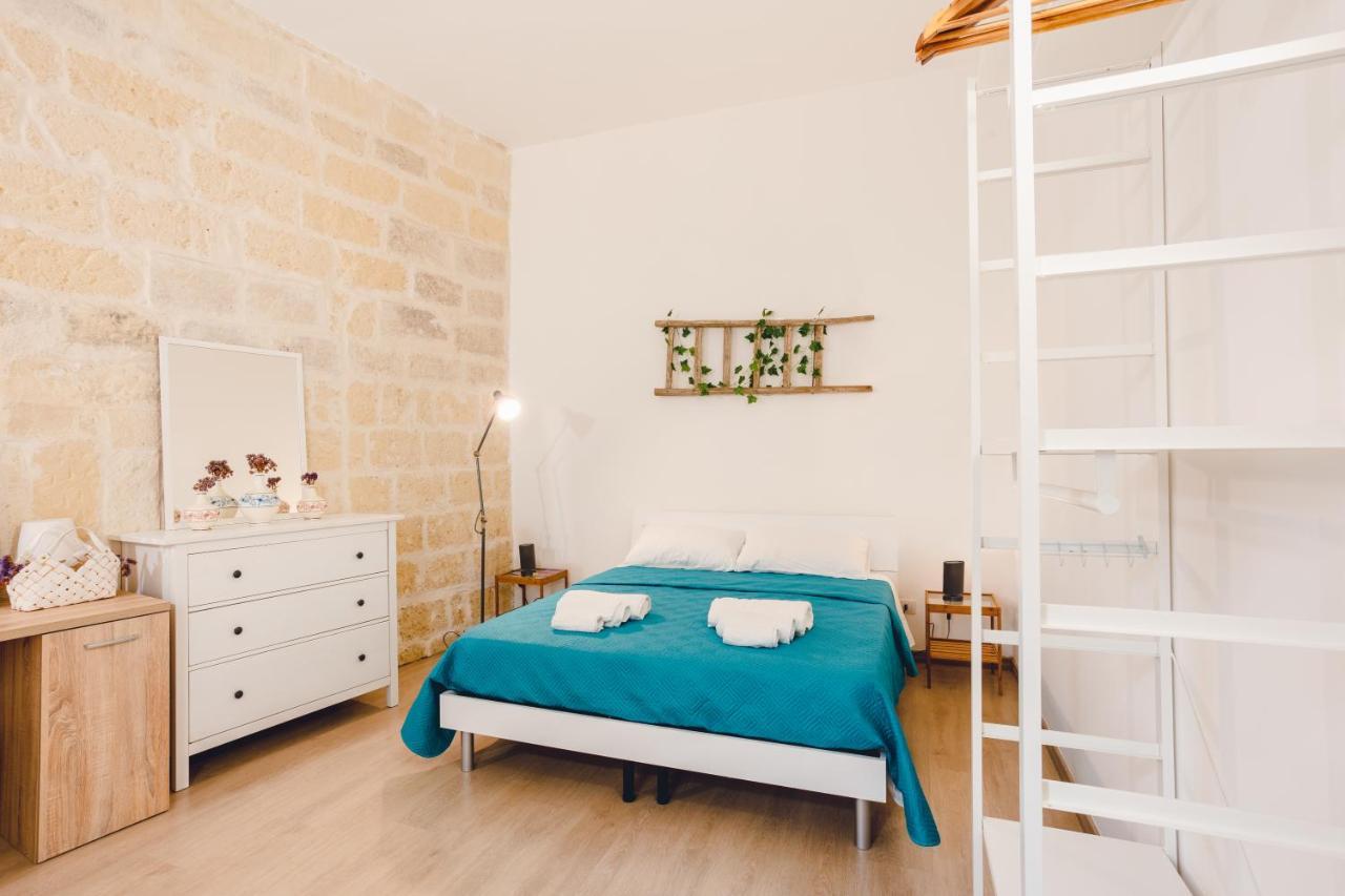 Convivo Apartment Palazzo Galateo Лече Екстериор снимка